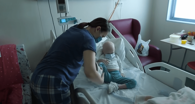 WHO: Hospitals in Ukraine May Run Out of Medical Oxygen, Omicron Cases Are On The Rise